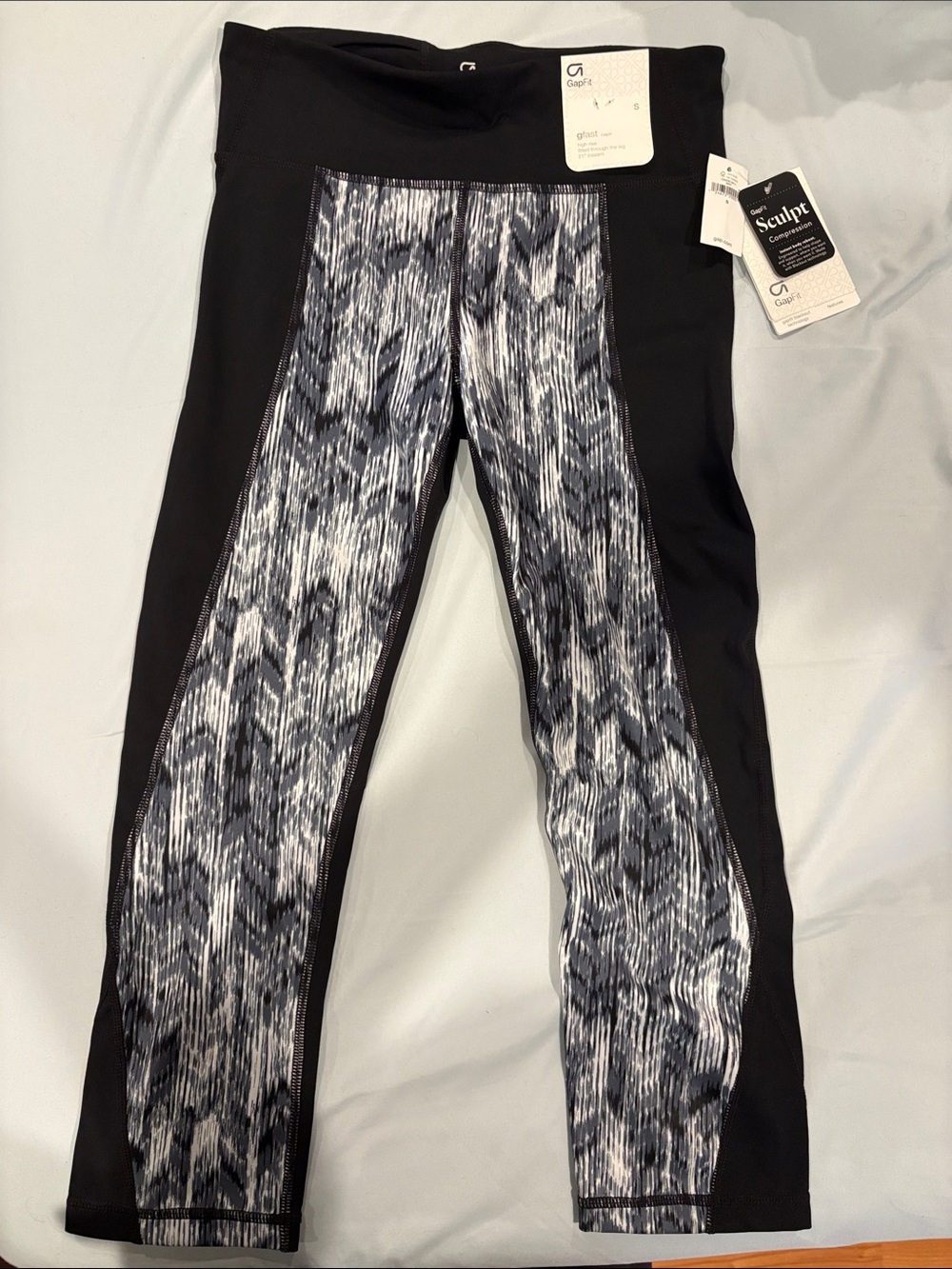 GAPFit gfast sculpt compression leggings